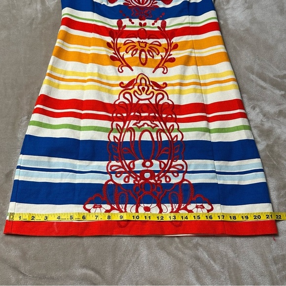 Tabitha Anthropologie Embroideried Design Primary Stripe Shift Dress Size 10 - Picture 8 of 9